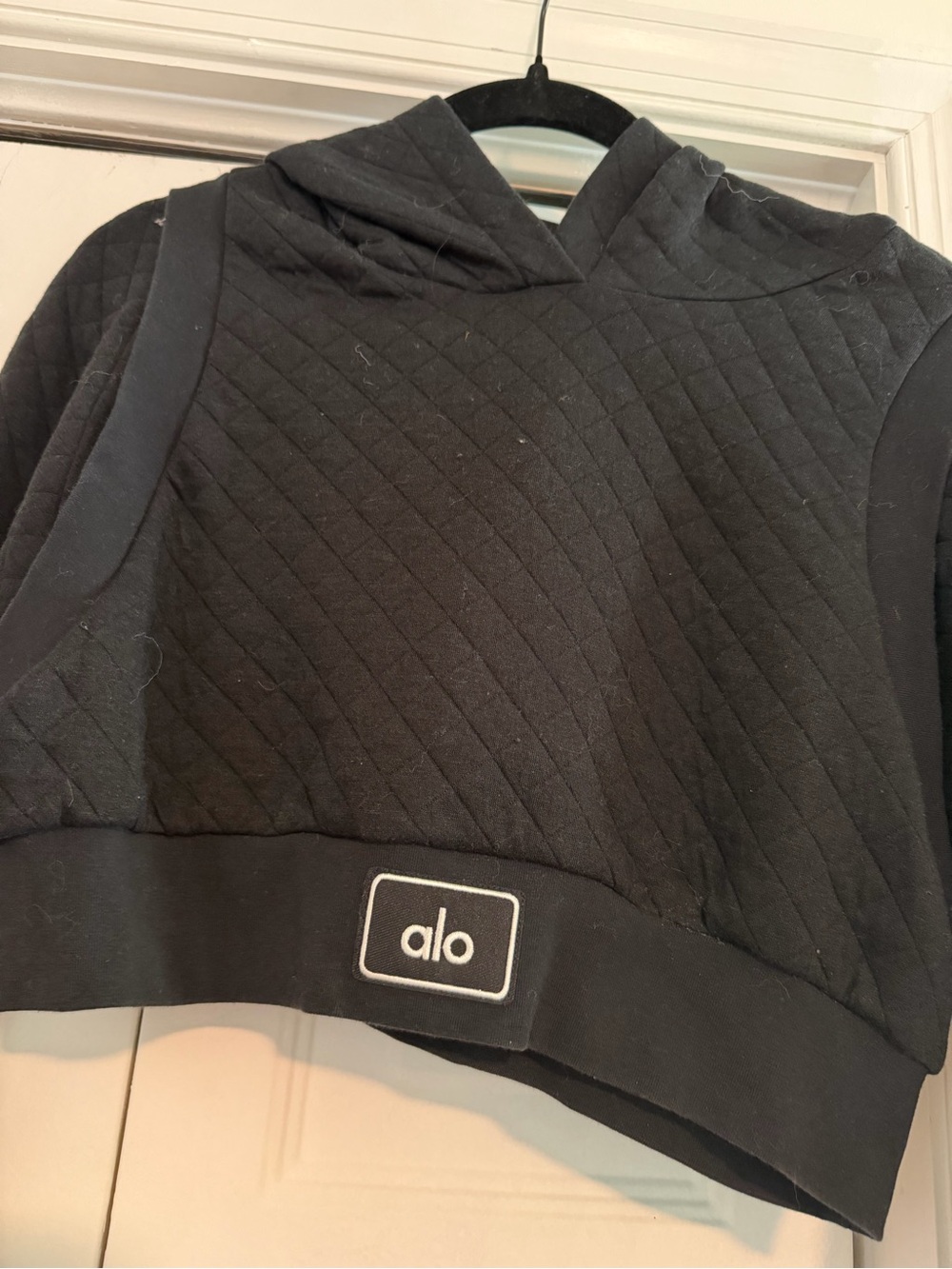 Alo Quilted Black Cropped Hoodie